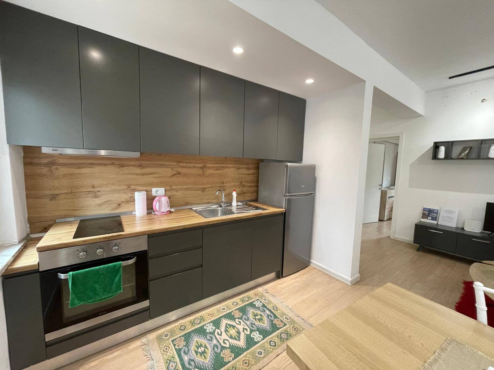 Downtown View Modern Apartment Τίρανα Εξωτερικό φωτογραφία